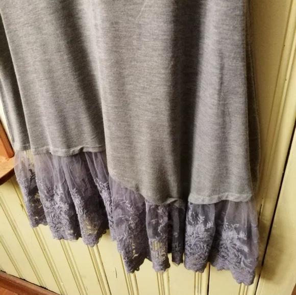 Coco + Carmen Coastal Grandmother Style V-Neck Jersey+Lace Tunic Jumper, XL - Picture 3 of 5